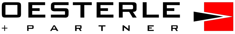Das schwarze Logo von Oesterle Partner zeigt eine rote Pfeilgrafik rechts